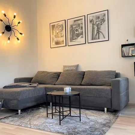 Parkvilla - Ganze Wohnung Mit Netflix Bad Tatzmannsdorf Exterior photo